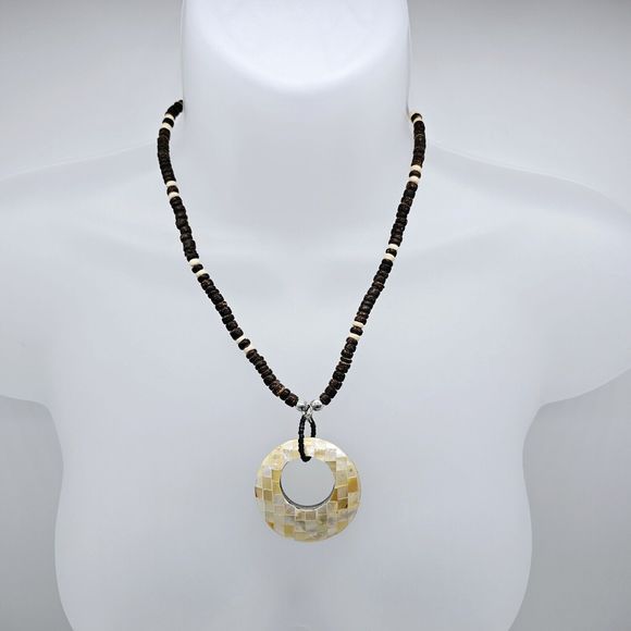 Boho Necklace Mother of Pearl Mosaic Open Circle Pendant Brown Wood Bead Chain - Picture 6 of 11